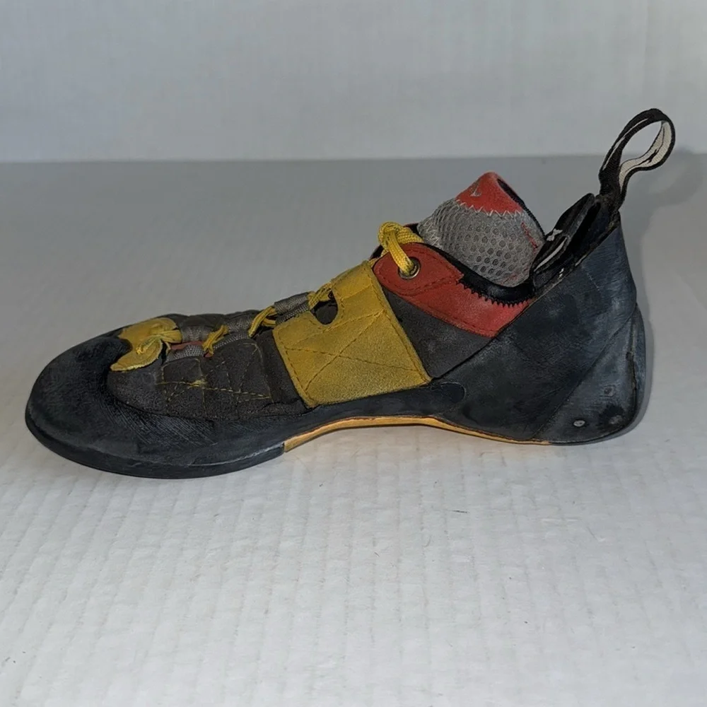Evolv Demorto Rock Climbing/Bouldering Shoes